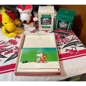 Vintage Peanuts Christmas items